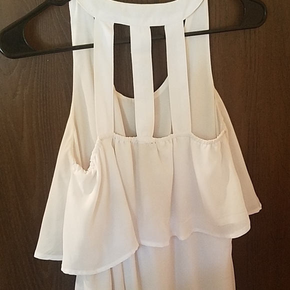 White dress - Picture 2 of 2